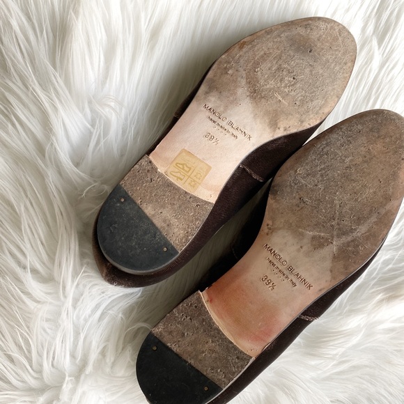 Manolo Blahnik Brown Velvet Flats - Picture 14 of 15